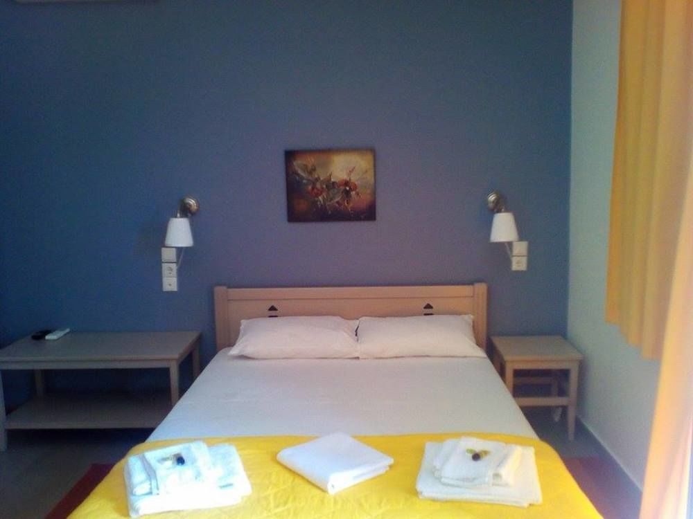 To Greki Hotel Livartzi Exterior foto